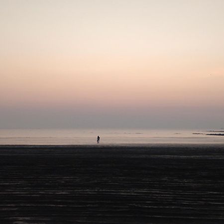 Seaswan Resort Alibag Exterior photo