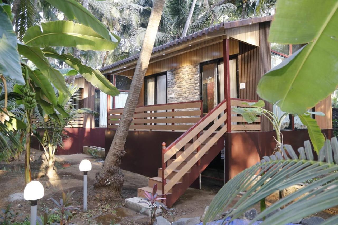 Seaswan Resort Alibag Exterior photo